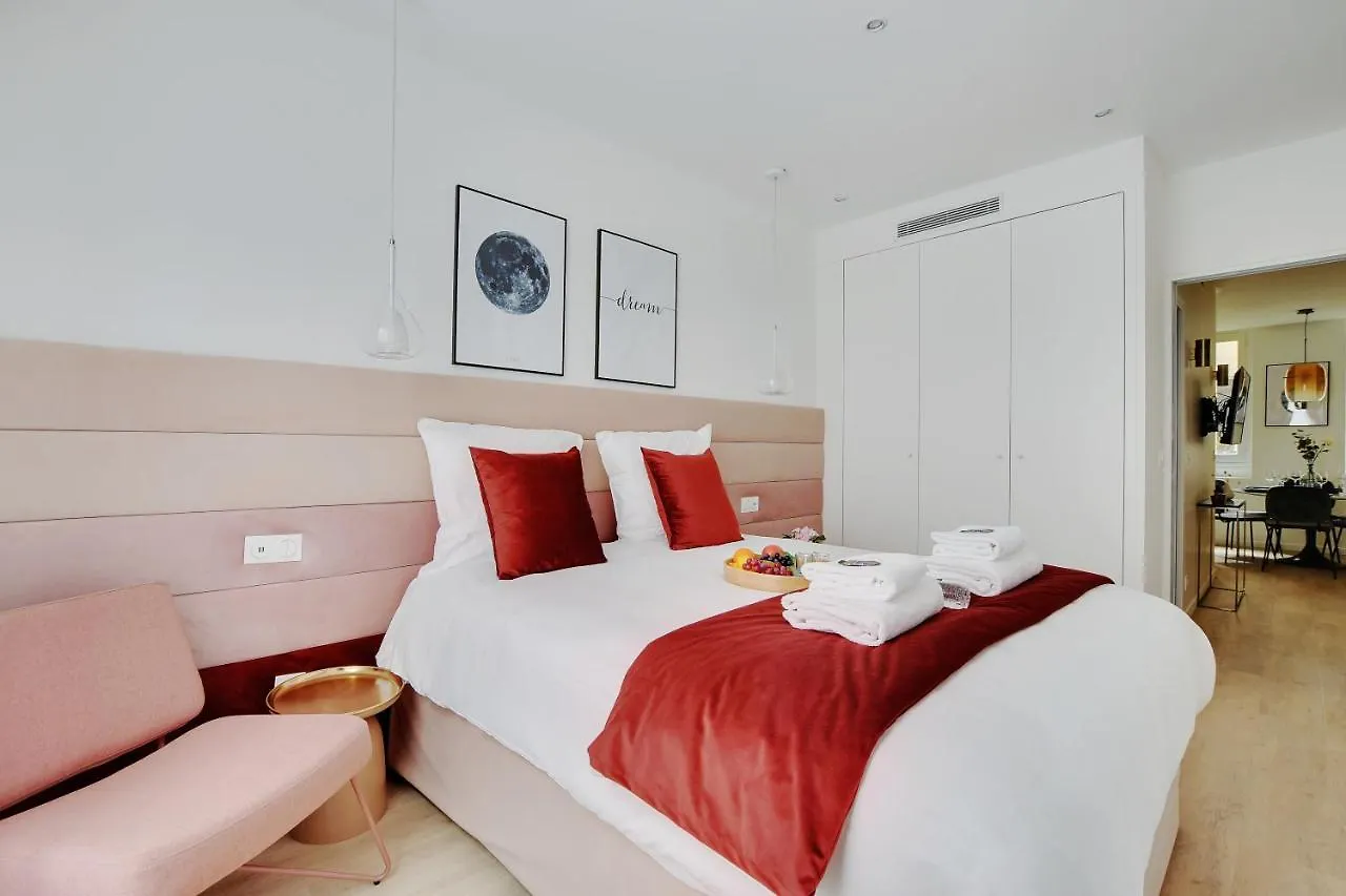 Charming Apartment - 2Br-6P -In The Heart Of Paris