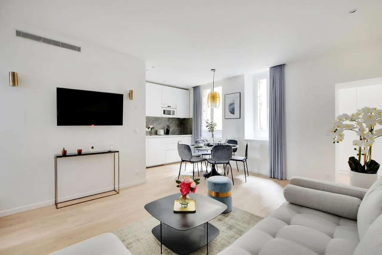 Charming Apartment - 2Br-6P -In The Heart Of Paris location