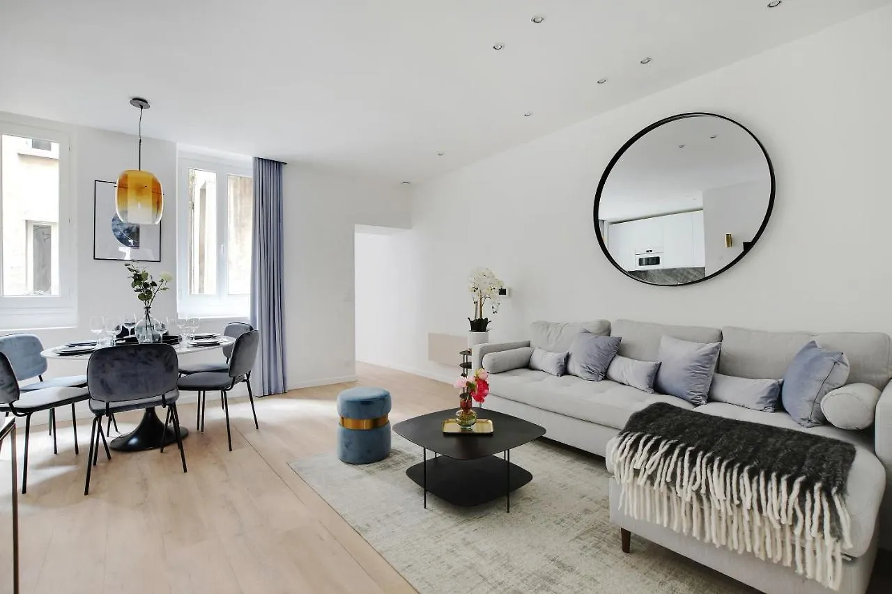 Charming Apartment - 2Br-6P -In The Heart Of Paris